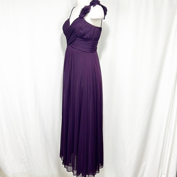 Betsy & Adam Grecian One Shoulder Floral Shoulder Long Gown size 6 Petite Purple - Picture 7 of 10